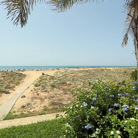 Marina Playa Grande Villa *